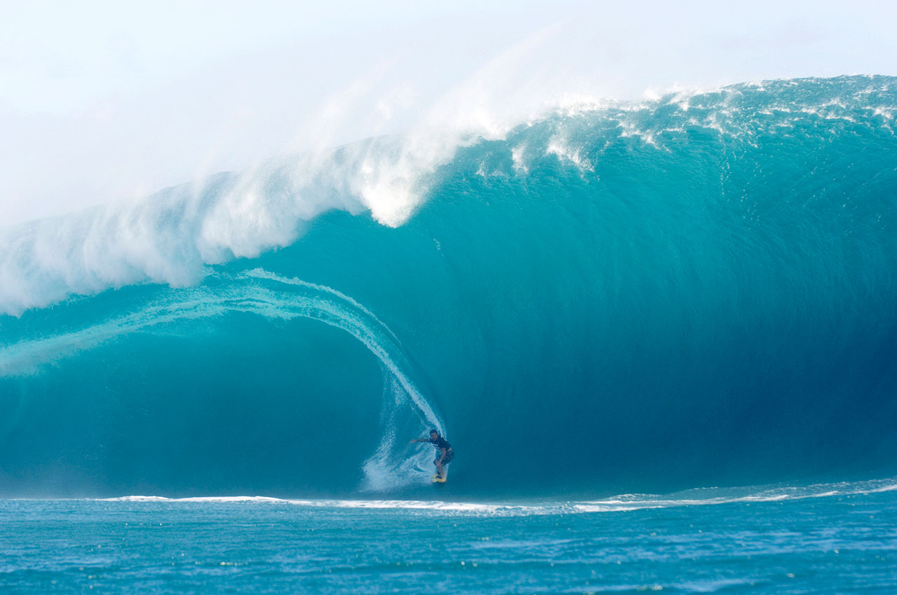 13 Cool Big Wave Surfing