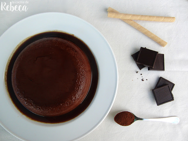 Flan de chocolate