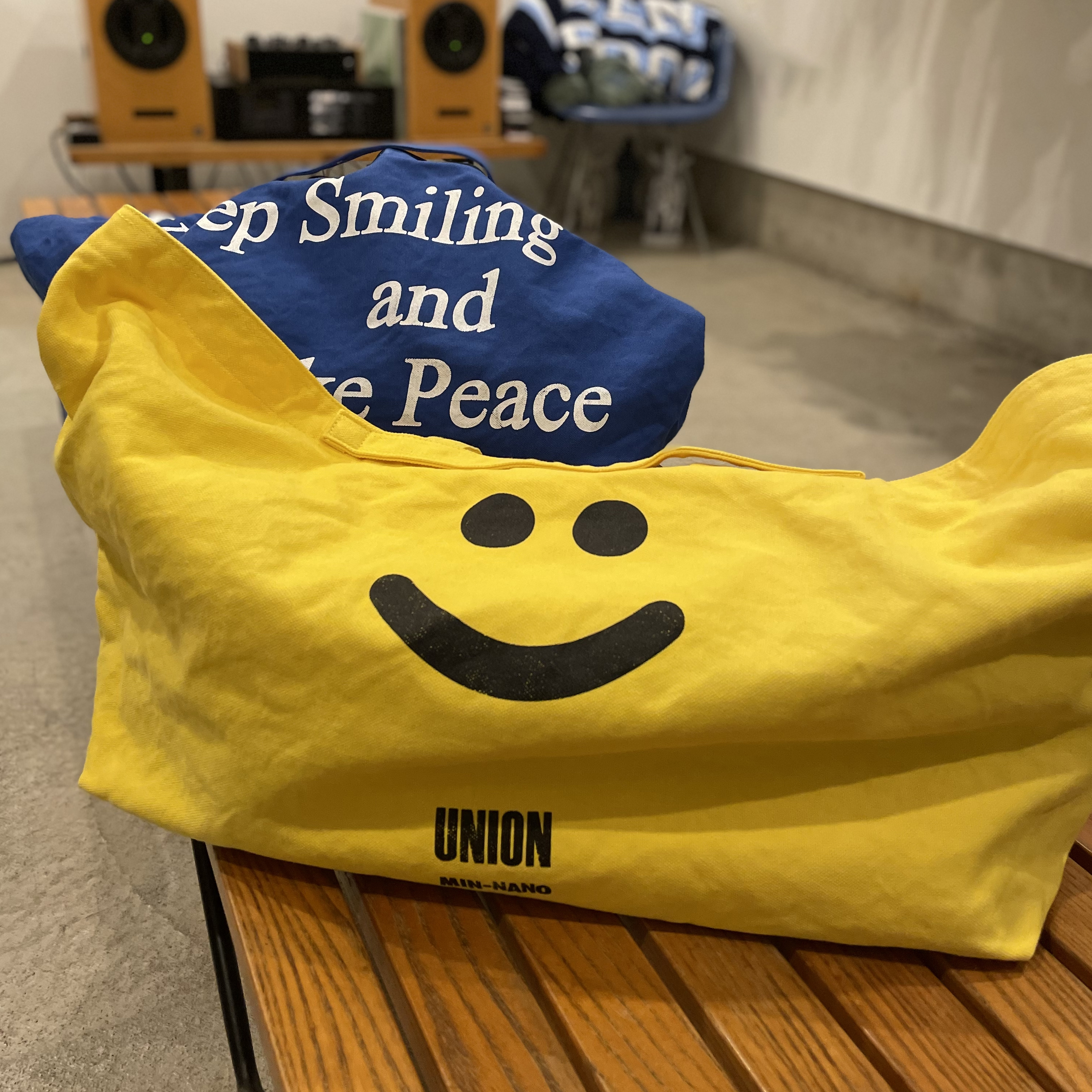 min-nano news: MNION×POTR SMILE BIG TOTE BAG