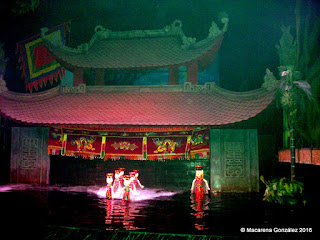 MARIONETAS EN EL AGUA DE HANOI, VIETNAM