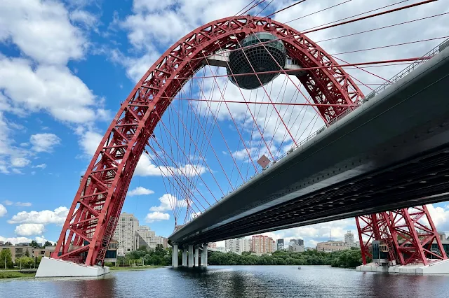 Москва-река, Живописный мост