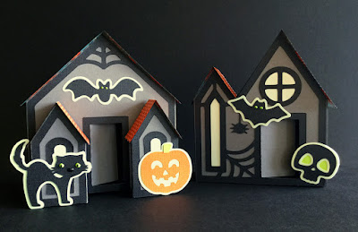 Design Tools Tutorial - Easy Offsets by Janet Packer https://Craftingquine.blogspot.co.uk for Graphtec Silhouette UK. Haunted houses cutting files by Lori Whitlock.