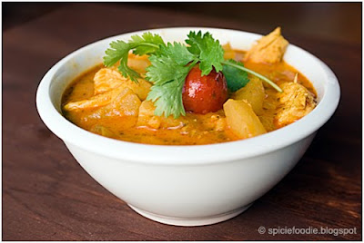 Thai Pineapple Chicken Curry