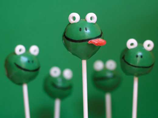 royal wedding cake pops. cars cake pops.