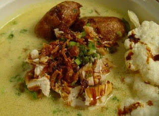 Medan Style Chicken Soup Soto Medan