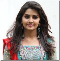 Actress Nandagi at Netru Indru Movie Audio Launch Photos