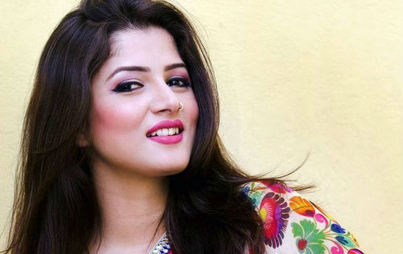 Srabanti Chatterjee photo 