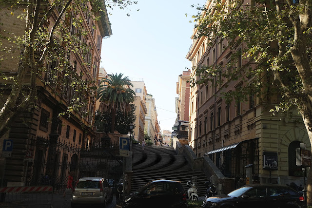 Roma, Rome, Street, blog, vlog, road trip, Monti, Barberini, Cavour, Tibre,