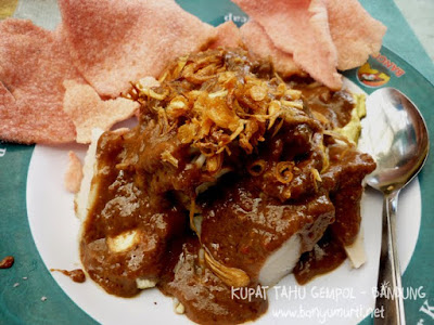 Kuliner Indonesia - Kupat Tahu Gempol