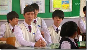 GR.E02.mkv_001620351