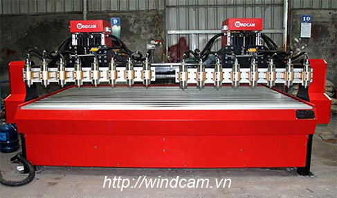 máy khắc gỗ cnc đông phương