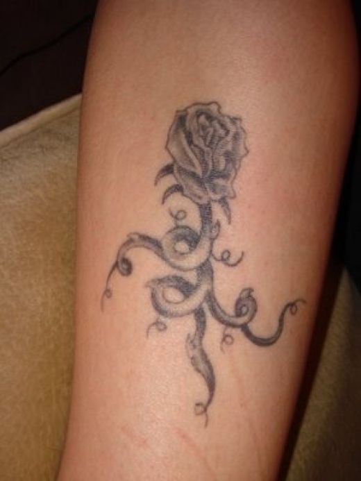 Black Rose Tattoo