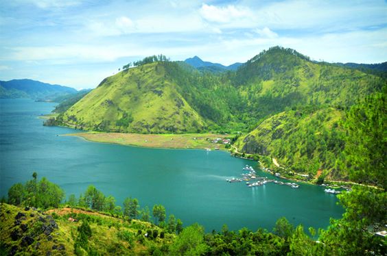 Danau Laut Tawar Aceh