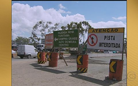 Obras da BR-104 seguem muito lentas, cidadãos reclamam