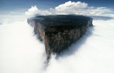 http://mostlovelyplace.blogspot.com/2015/06/beautiful-place-mount-roraima-venezuela.html