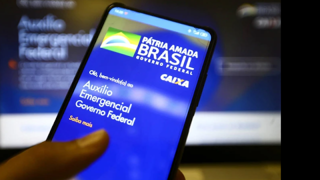 Ministério da Cidadania quer enviar novos cartões a usuários do Auxílio Brasil
