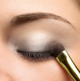 tips=menggunakan-eye-shadow