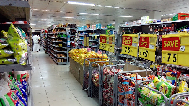 Image: Supermarket Sales, by Kamalakannan PM on Pixabay