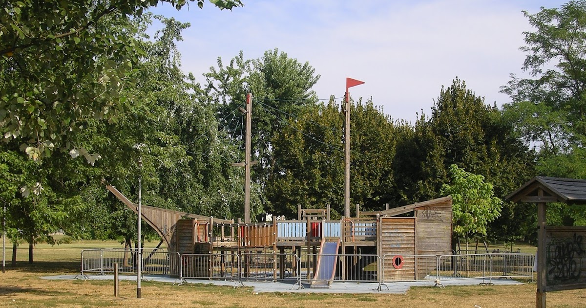 Il Parco 2 Giugno Di Seregno Tra Incuria E Vandalismo Brianza Centrale