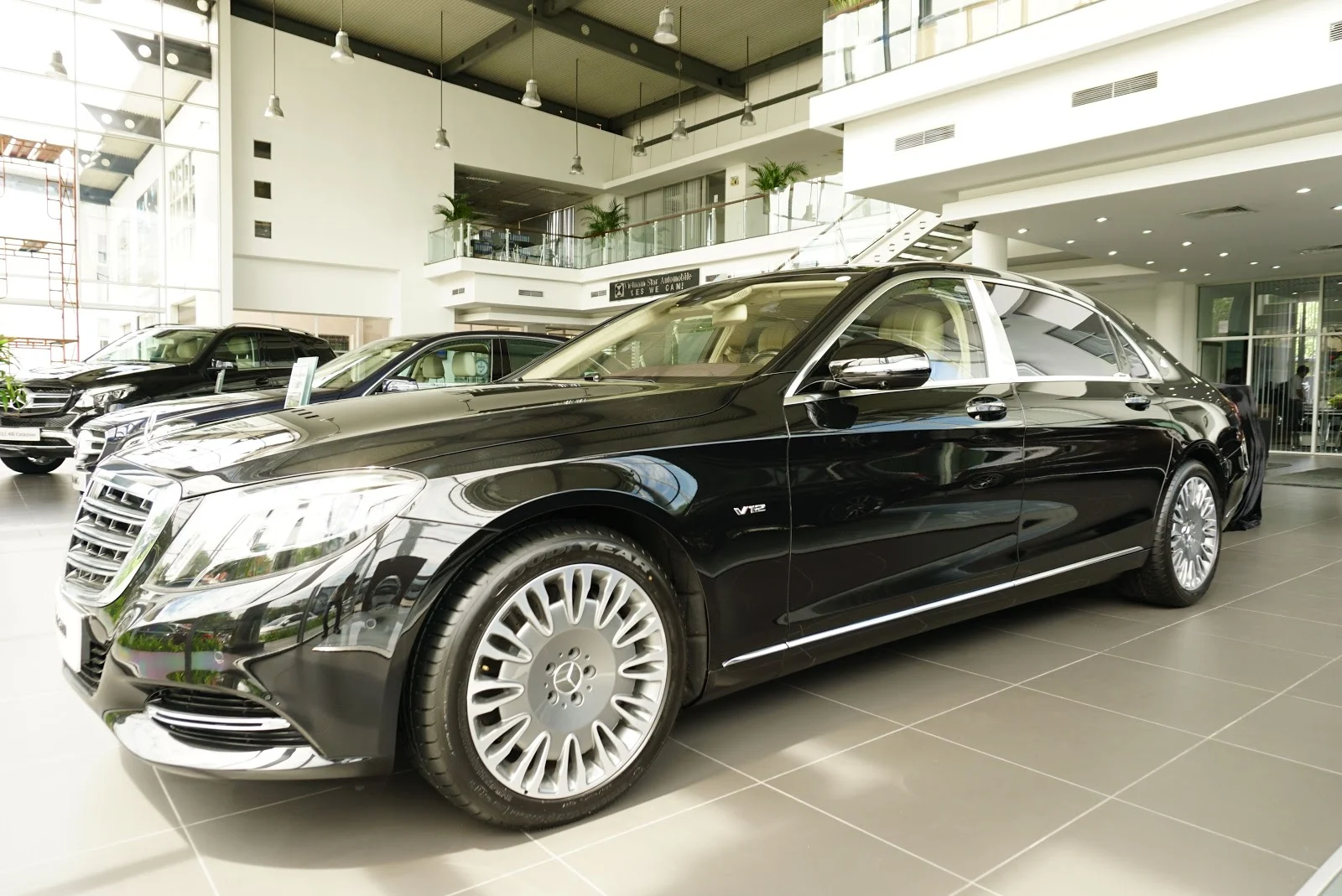 Mercedes Benz S600 Maybach