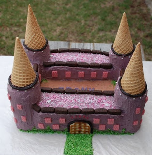 Castle Birthday Cake on Janelle S Joy     Castles