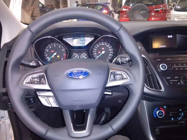 Novo Focus 2016 SE 1.6 MT - interior - painel