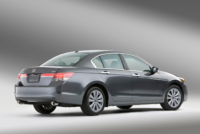 2011 Honda Accord Sedan Side Angle View