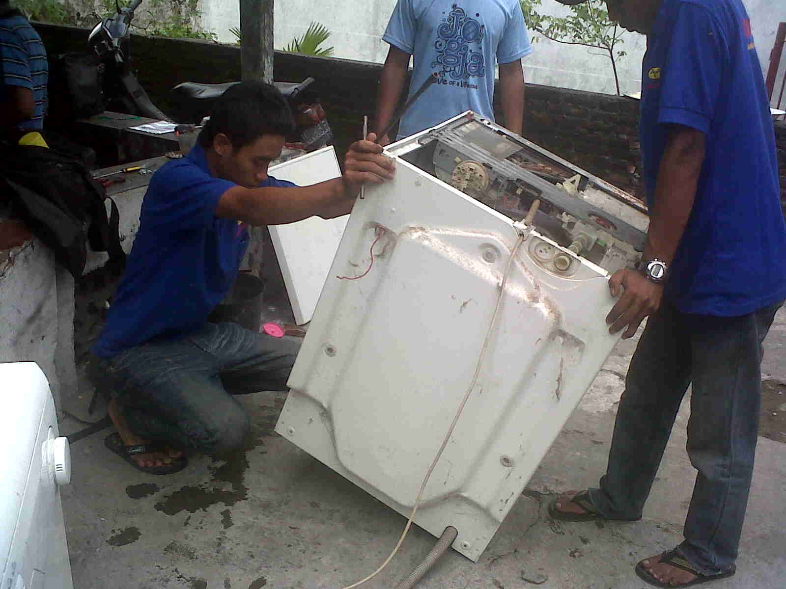 Service mesin cuci sidoarjo  surabaya  dan perbaikan mesin cuci 