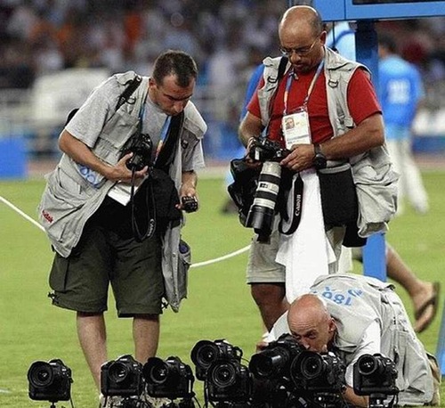 Photographs of Photographers Seen On coolpicturesgallery.blogspot.com photographers (68)