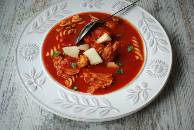 łowicz,passata di pomodoro,przecier z pomidorów,żeberka wieprzowe,zupa pomidorowa,makaron,parmezan