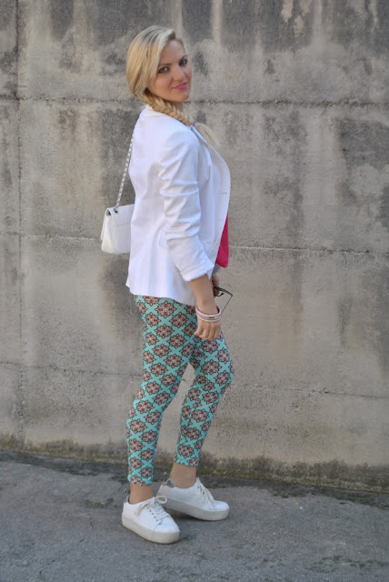 leggings verde acqua come abbinare il verde acqua abbinamenti verde acqua outfit limpet shell colore limpet shell outfit come abbinare il colore limpet shell limpet shell outfit how to wear limpet shell how to combine limpet shell outfit sporty chic outfit outfit maggio 2016 may outfit spring casual outfit mariafelicia magno fashion blogger color block by felym fashion blogger italiane fashion blog italiani fashion blogger milano blogger italiane blogger italiane di moda blog di moda italiani ragazze bionde blonde hair blondie blonde girl fashion bloggers italy italian fashion bloggers influencer italiane italian influencer