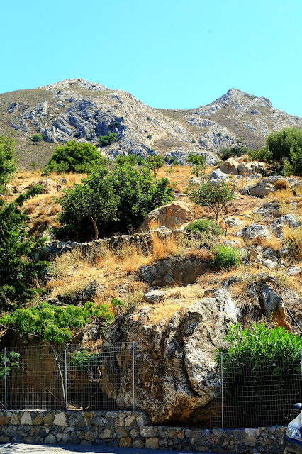 the Holy Patriarchal and Stavropigialny Monastery of St. John the Theologian Preveli. Святой Патриарший и Ставропигиальный Монастырь Святого Иоанна Богослова Превели.