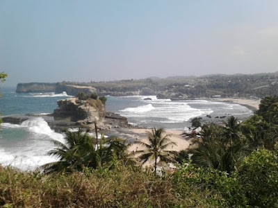 Keindahan Alam Pantai Klayar