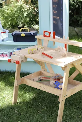 diy puppet theatre, diy puppet theater, kids hardware store, make believe station