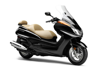 Yamaha_Majesty_2012_1280x960_Dark_Metallic_Gray_03