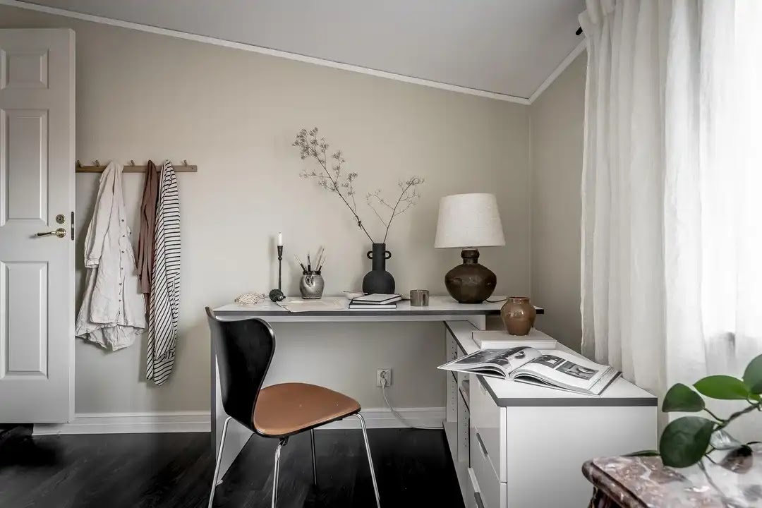 UN APPARTEMENT EN BLANC ET GRIS