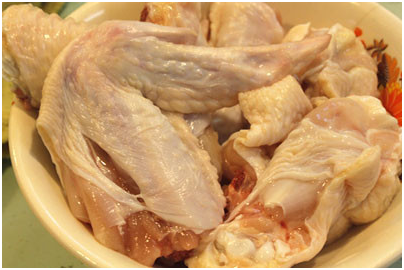 Hình ảnh Thơm nồng với cánh gà rán sốt sa tế