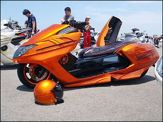 Customized scooters @ auto world show