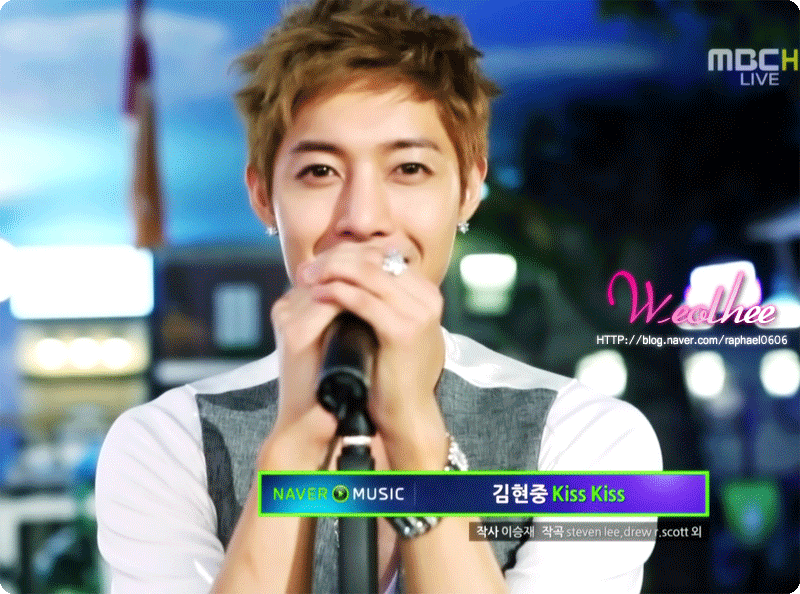 kiss cap1