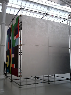 Heimo Zobernig, Museo Reina Sofía, Palacio de Velázquez, Voa Gallery, Blog de Arte, Exposiciones Madrid, Arte contemporáneo, Instalaciones, Parque del Retiro,