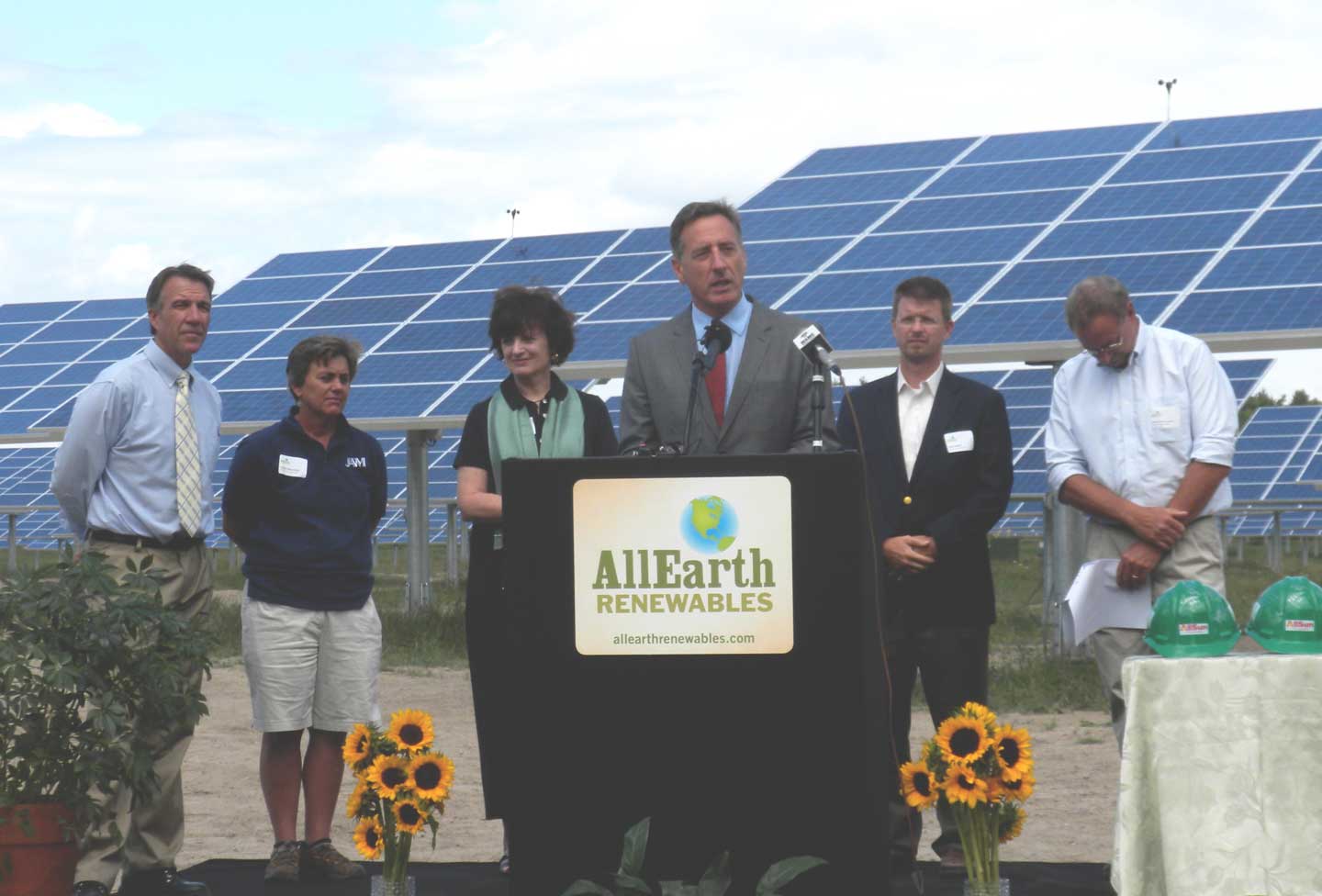 Vermont Largest Solar Farm Opens Image