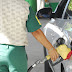 ECONOMIA / PREÇO MÉDIO DA GASOLINA SOBE NOVAMENTE E CHEGA A R$ 3,773 POR LITRO