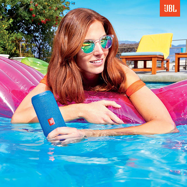  JBL Flip 4 Waterproof Portable Bluetooth Speaker - Black 