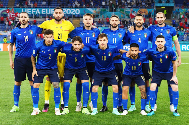 SELECCIÓN DE ITALIA. Temporada 2020-21. Leonardo Bonucci, Gianluigi Donnarumma, Ciro Immobile, Domenico Berardi, Leonardo Spinazzola, Giorgio Chiellini. Giovanni Di Lorenzo, Manuel Locatelli, Nicolò Barella, Lorenzo Insigne, Jorginho. SELECCIÓN DE ITALIA 3 SELECCIÓN DE SUIZA 0. 16/06/2021. XVI Eurocopa 2020, fase de grupos, Grupo A, 2ª jornada. Roma, Italia, estadio Olímpico. GOLES: 1-0: 27’, Locatelli. 2-0: 52’, Locatelli. 3-0: 89’, Immobile.