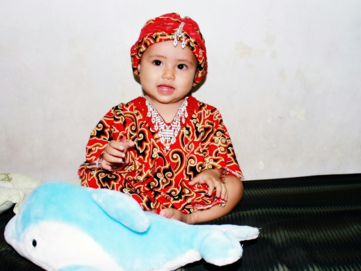 Arachely serena Pramudya Batik  Mega  Mendung  Akatsuki