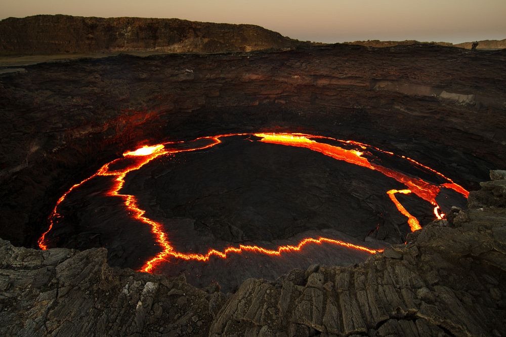 lava-lake-erta-ale-2 lava-lake-erta-ale-2