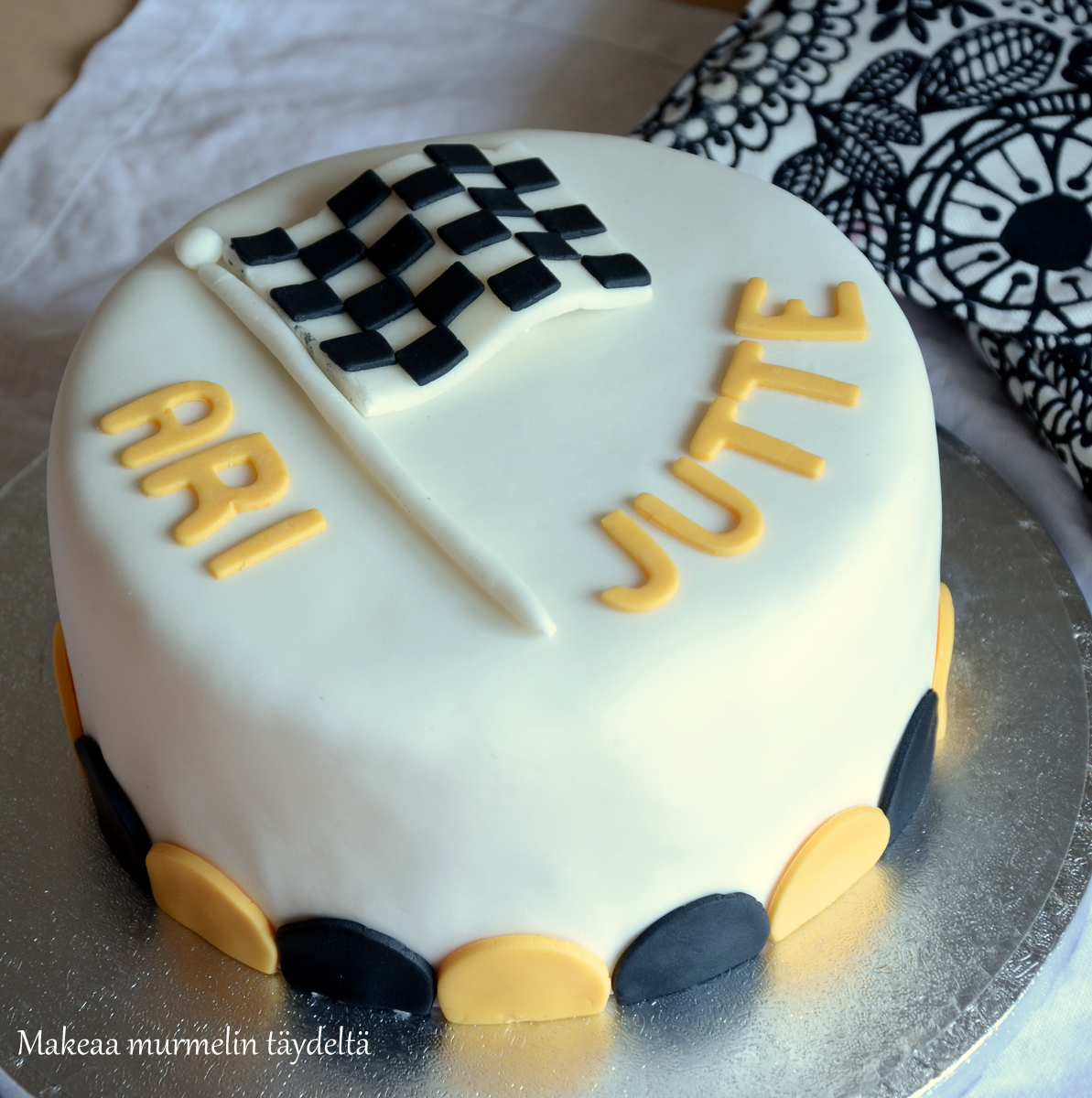 checkered flad cake