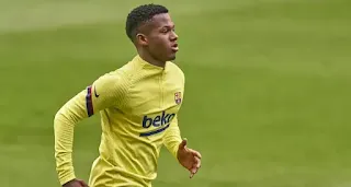 Barcelona starlet Ansu Fati finally return to pitch training after months out