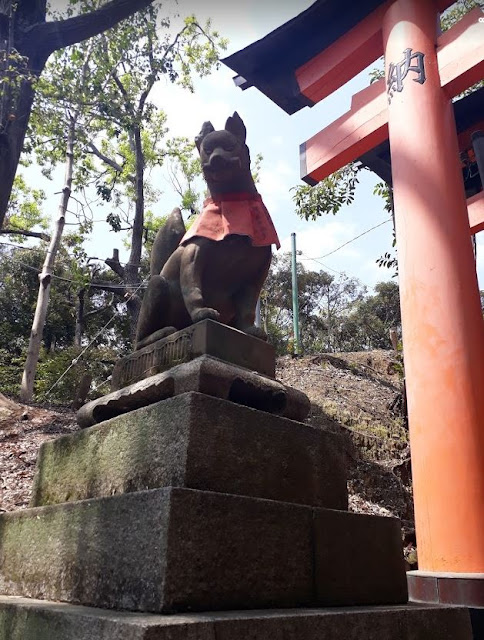 Fushimi Inari-taisha Shrine Fox Kyoto