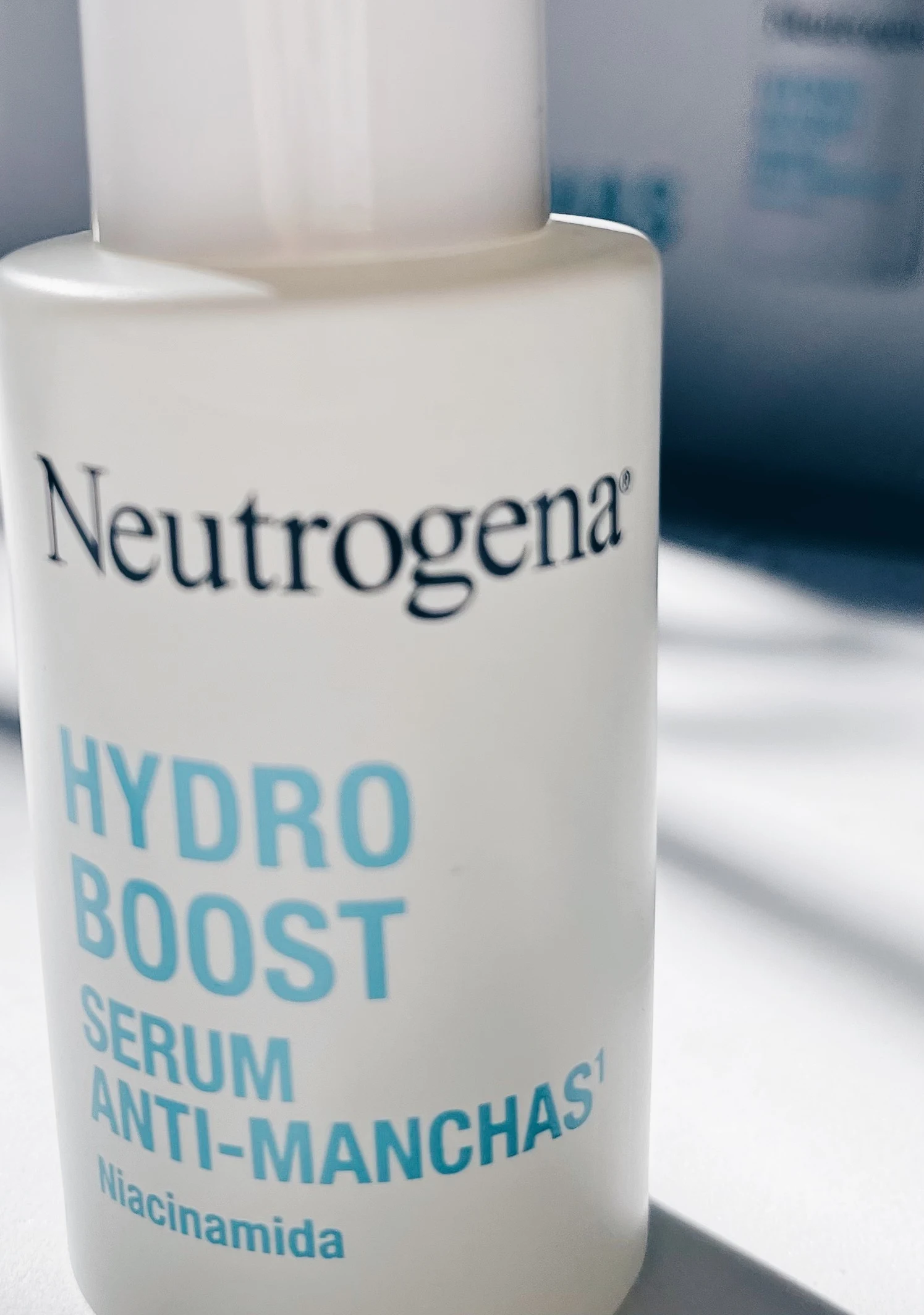Hydro Boost Neutrogena anti manchas argentina  niacinamida water gel serum antimarcas antimanchas cómo se usa precio Farmacity